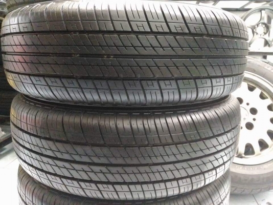 ขายยางถอดป้ายแดง Dunlop sp10  175 65 14 ผลิตปี 2016  ตุ่มอยู่ทุกเส้น ขายถูก ทั้งชุด 4,000 บาท NET ใส่ ถ่วง ฟรี เปลี่ยนจุ๊บใหม่ฟรี