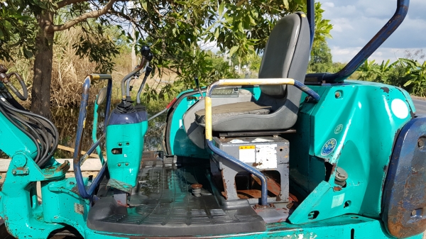 ขายด่วนรถแบคโฮKOMATSUโคมัสซูPC27-8เทียบเท่าPC30คอลโทลสั้นปั้มนี้วครื่องดีปั้มแรงรถนอกเพิ่งนำเข้ามาใหม่ยังไม่เคยใช้งานในเมืองไทยเลย ขายด่วนรถแบคโฮKOMATSUโคมัสซูPC27-8เทียบเท่าPC30คอลโทลสั้นปั้มนี้วครื่องดีปั้มแรงรถนอกเพิ่งนำเข้ามาใหม่ยังไม่เคยใช้งานในเมืองไทยเลย