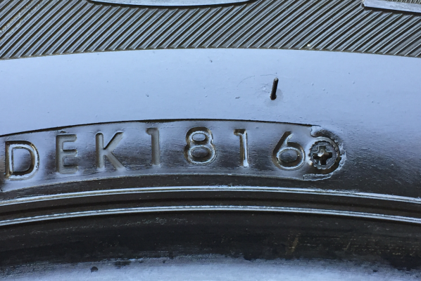 ยาง Bridgestone 245 70 16 ปี16 รอบนี้มา 5ชุด ดอกเต็ม ราคาไม่แพง