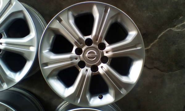 แม็ก NAVARA NP300 4&times;4 ขอบ16