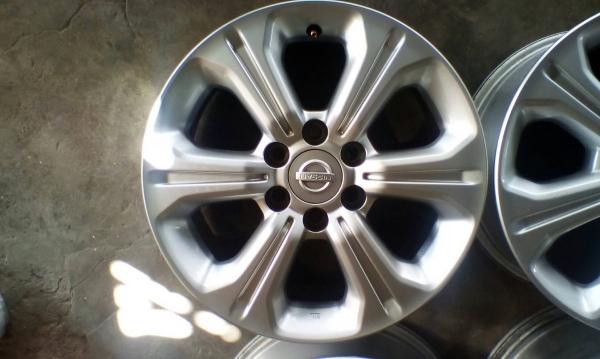 แม็ก NAVARA NP300 4&times;4 ขอบ16