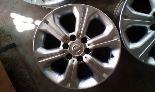 แม็ก NAVARA NP300 4&times;4 ขอบ16