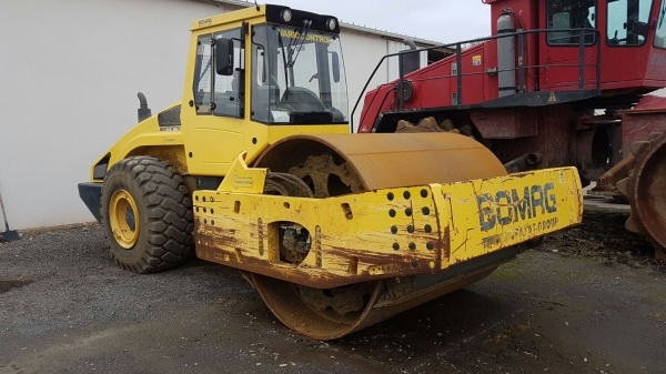 บด 26 ตัน BOMAG BOMAG BW226DH 0859049669 เก่ง NDT(T)