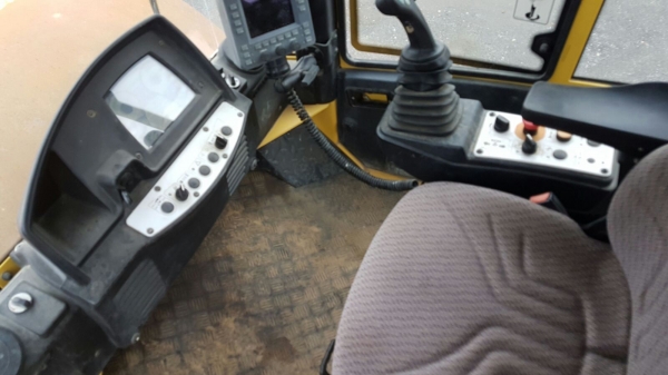 บด 26 ตัน BOMAG BOMAG BW226DH 0859049669 เก่ง NDT(T)