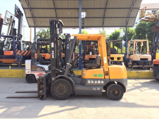 TCM FD30Z5 เครื่องดีเซล เกียร์ออโต้ เสาสูง4เมตร สนใจติดต่อ083-062-0223(ปอน) TCM FD30Z5 เครื่องดีเซล เกียร์ออโต้ เสาสูง4เมตร สนใจติดต่อ083-062-0223(ปอน)