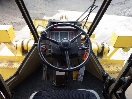 KOMATSU WA300-1 ซีเรียล 30,000 ญี่ปุ่นแท้ โทร.090-986-2521 อ๊อบ