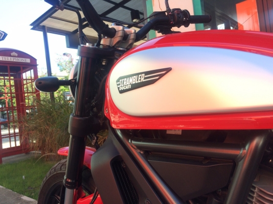 ขายDUCATI SCRAMBLE (800cc.) สีแดง ปี2016 วิ่ง 1,xxx โล สภาพนางฟ้า ราคาเบาๆ