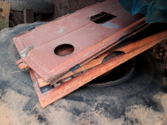 ขายถูก รถไถใหญ่ คูโบต้า M8950 สองเพลา เครื่องเสีย ตามสภาพ อยู่ จ.อุดร ขายถูก รถไถใหญ่ คูโบต้า M8950 สองเพลา เครื่องเสีย ตามสภาพ อยู่ จ.อุดร