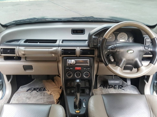 2003 LAND ROVER FREELANDER 2.5 V6 สีเทาสวยๆ สภาพจบๆ ไม่ต้องเก็บอะไรแลัว