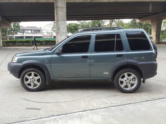 2003 LAND ROVER FREELANDER 2.5 V6 สีเทาสวยๆ สภาพจบๆ ไม่ต้องเก็บอะไรแลัว