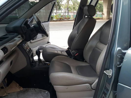 2003 LAND ROVER FREELANDER 2.5 V6 สีเทาสวยๆ สภาพจบๆ ไม่ต้องเก็บอะไรแลัว