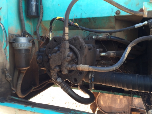 ขายรถแบคโฮ KOBELCO SK200 YN10 ไฟฟ้าครบ เล่มทะเบียน ราคา1150000 สนใจรีบโทรจองด่วน ขายรถแบคโฮ KOBELCO SK200 YN10 ไฟฟ้าครบ เล่มทะเบียน ราคา1150000 สนใจรีบโทรจองด่วน