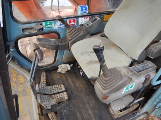 ขายค่ะ รถขุด Hitachi EX200-3M รถนำเข้าจากญี่ปุ่นแท้ๆค่ะ ยังไม่เคยใช้งานในไทย เครื่องปั้มระบบดีมากๆค่ะ