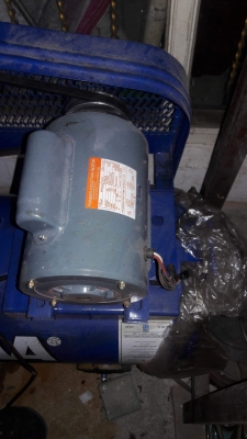 ปั้มลม Puma 1/2hp 64L ปั้มลม Puma 1/2hp 64L