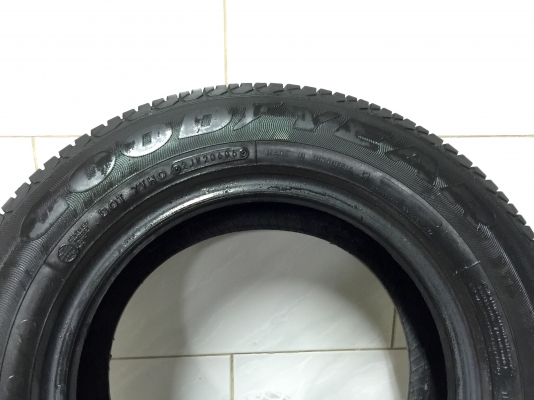 ขายยาง GOODYEAR ซีรีย์ 155/80R12 ผลิตปี 06 ใส่ล้อลายดาว ขายยาง GOODYEAR ซีรีย์ 155/80R12 ผลิตปี 06 ใส่ล้อลายดาว