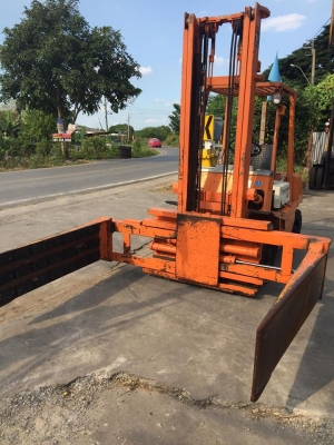 TOYOTA 4FD25  รถนอกเก่าญี่ปุ่น  ดีเซล 2J  เสา 4 เมตร งาหนีบ