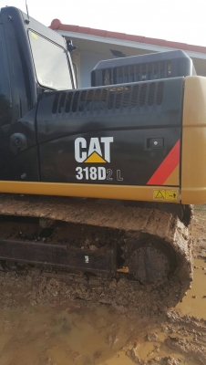 ขาย CAT318D2L รถสวยมาก 2500 ชั่วโมง สนใจติดต่อ 081-4283210