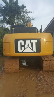 ขาย CAT318D2L รถสวยมาก 2500 ชั่วโมง สนใจติดต่อ 081-4283210