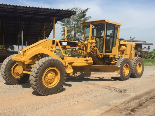 ขายด่วน รถเกรดเดอร์ CAT 140G รถสวยพร้อมใช้งาน เครื่อง5MD สภาพเครื่องแน่นดีเยี่ยม ระบบไฮดรอริคพร้อมใช้งาน สภาพยางสวยพร้อมใช้งาน แอร์เย็นฉ่ำ ระบบสมบูรณ์ทั้งคัน ชีเรียล3XXXกว่า เอกสารใบแจ้งจำหน่ายพร้อมจดทะเบียน