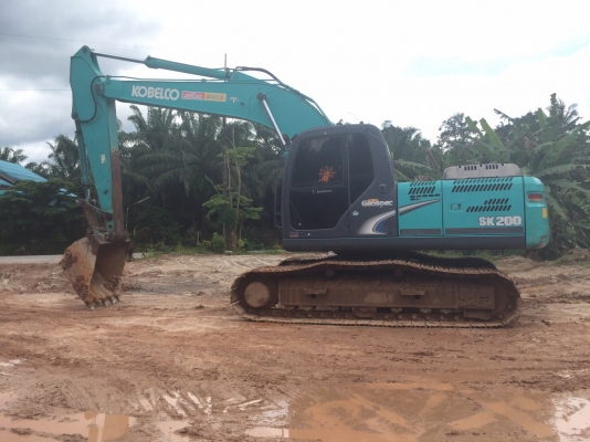 ขายแบคโฮ KOBELCO SK200-8 YN12-T ทำงาน 12614ชั่วโมง สนใจโทร 081-970-1072