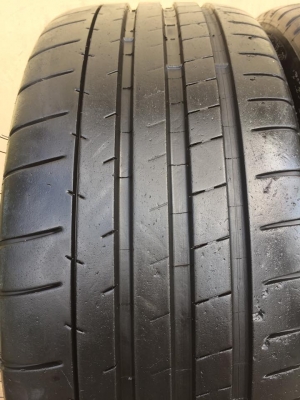 ขายยาง MICHELIN PILOT SUPER SPORT 205-40-18 ปี13 ดอกหนาจัด ไม่มีปะ ไม่มีตำหนิ คู่ละ 3,000 บาท
