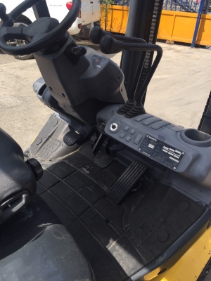 KOMATSU FG25-17 เครื่องเบนซิล+แก็ส เกียร์ออโต้ เสาสูง4เมตร สนใจตริดต่อ083-060-0223(ปอน)