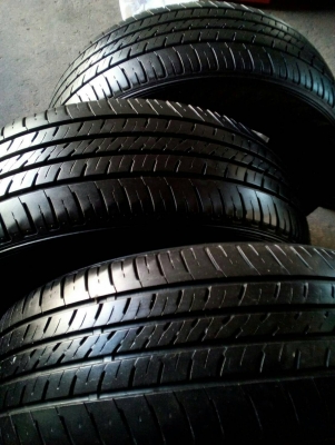 215/65R16 MAXXIS MA-579 ปี15 ชุด 4 เส้น tel. 081-427-3941 215/65R16 MAXXIS MA-579 ปี15 ชุด 4 เส้น tel. 081-427-3941