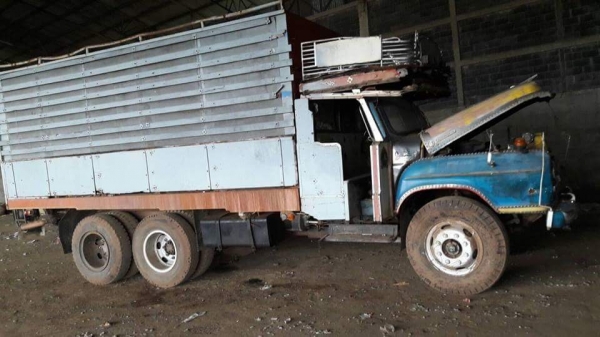 หัวยาว  6BD1  165  แรง  ดั่มท์  รถตามภาพ  พร้อมใช้งาน  ราคา  200,000 บาท