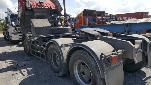 10 ล้อหัวลาก 320 แรงISUZU GXZ23... ปี 2549 (แม็คโหลด) รถสวย สภาพดี เล่มพร้อม 10 ล้อหัวลาก 320 แรงISUZU GXZ23... ปี 2549 (แม็คโหลด) รถสวย สภาพดี เล่มพร้อม