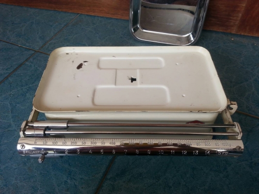 ขายกิโลเยอรมันงานเก่าเก็บชั่งได้15กิโลกรัมBRILLANT Made in Germay.