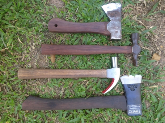 ขายขวานเสือ1 1/4ปอนHULT'S CELEBRATED AXES. MADE IN SWEDEN.เล่มที่1 ขายขวานเสือ1 1/4ปอนHULT'S CELEBRATED AXES. MADE IN SWEDEN.เล่มที่1