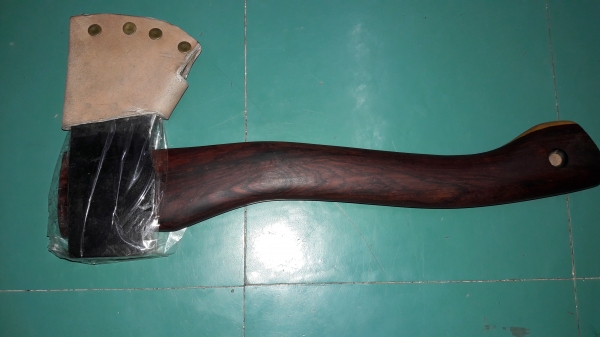 ขายขวานเสือ1 1/4ปอนHULT'S CELEBRATED AXES. MADE IN SWEDEN.เล่มที่1 ขายขวานเสือ1 1/4ปอนHULT'S CELEBRATED AXES. MADE IN SWEDEN.เล่มที่1