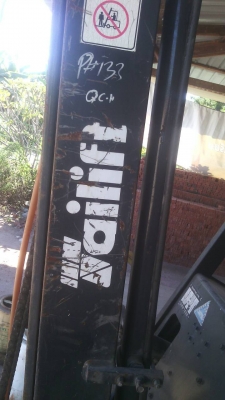 ขายด่วน รถโฟลคลิฟ ขนาด 2.5ตัด ยกสูง4เมตร เครื่องยนต์ดีเชล สภาพสวย พร้อมใช้งาน