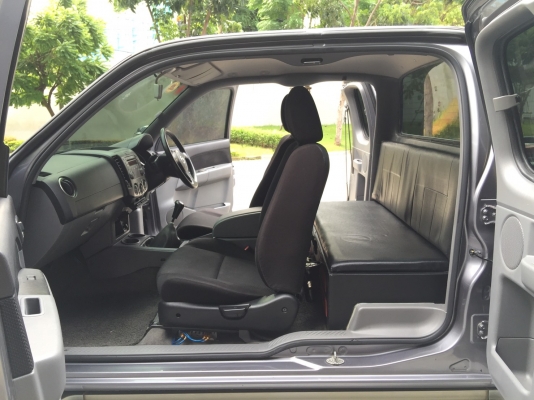2010 MAZDA BT-50 2.5 FREE STYLE CAB HI-RACERสีเทาดำ