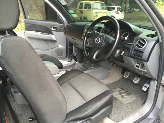 2010 MAZDA BT-50 2.5 FREE STYLE CAB HI-RACERสีเทาดำ