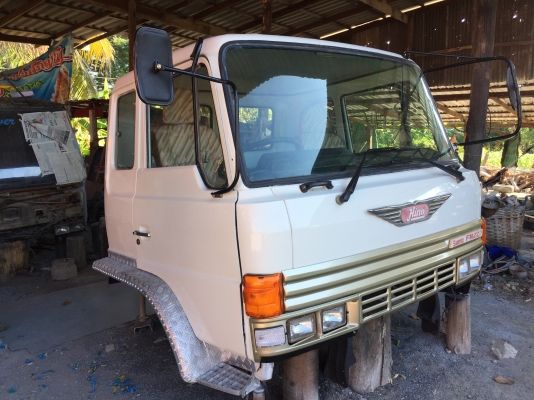 ขาย หัวสิบล้อ HINO f18 ทำสีใหม่ ไม่ผุ พร้อมใช้
