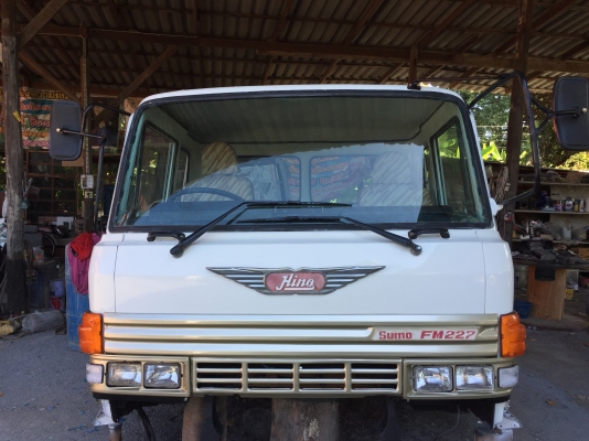 ขาย หัวสิบล้อ HINO f18 ทำสีใหม่ ไม่ผุ พร้อมใช้