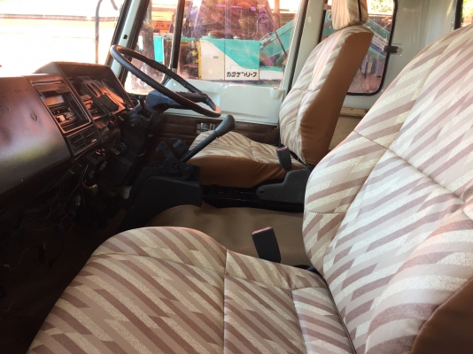 ขาย หัวสิบล้อ HINO f18 ทำสีใหม่ ไม่ผุ พร้อมใช้