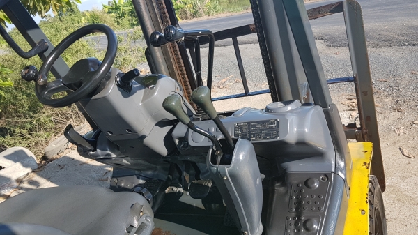 ขายด่วนรถยกKOMATSU FG20-16ยก2.0ตันเสาสูง3เมตรตัวใหม่ล่าสูดยางตัน4เส้นรถนอกนำเข้ายังไม่เคยใช้งานในเมืองไทยเลย ขายด่วนรถยกKOMATSU FG20-16ยก2.0ตันเสาสูง3เมตรตัวใหม่ล่าสูดยางตัน4เส้นรถนอกนำเข้ายังไม่เคยใช้งานในเมืองไทยเลย