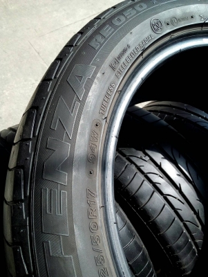 225/50R17 BRIDGESTONE POTENZA รันแฟลต ชุด 4 เส้น tel. 081-427-3941 225/50R17 BRIDGESTONE POTENZA รันแฟลต ชุด 4 เส้น tel. 081-427-3941