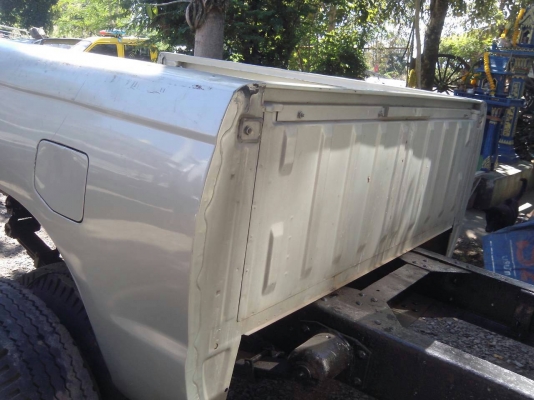 ลูกกระบะนิสสันฟอนเทีย (ตัวแค๊ป) สภาพสวยพร้อมยกลงใช้งาน