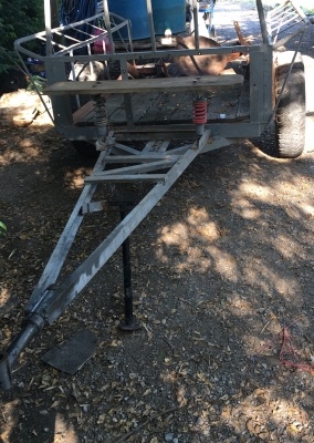 สาลี่รถไถเดินตาม สภาพดี พร้อมใช้ สนใจ0848017186