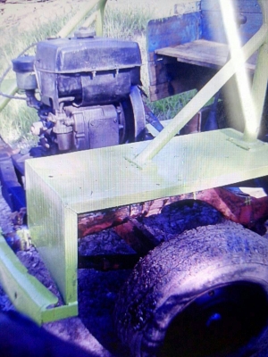 อีแต๋นพร้อมเครื่องมิตซูบิชิ 10 แรง พร้อมใช้งาน อีแต๋นพร้อมเครื่องมิตซูบิชิ 10 แรง พร้อมใช้งาน