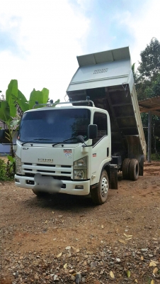 รถอีซุซุ 6 ล้อดั้ม NPR 150 แรงม้า ปี 56. , ( รถวิ่ง 9x,xxx กม. ) สนใจติดต่อ 081 - 6079515 รถอีซุซุ 6 ล้อดั้ม NPR 150 แรงม้า ปี 56. , ( รถวิ่ง 9x,xxx กม. ) สนใจติดต่อ 081 - 6079515