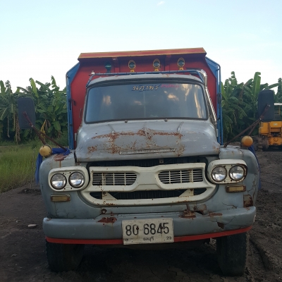 รถหกล้อหน้ายาวดั๋ม อีซูซุ