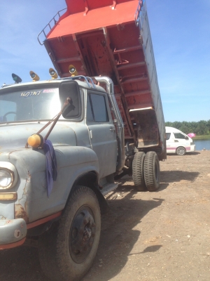 รถหกล้อหน้ายาวดั๋ม อีซูซุ