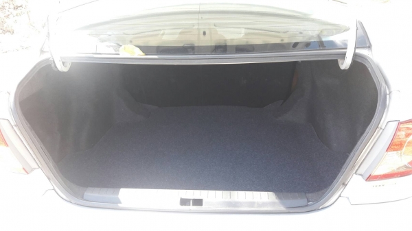 รถเก๋ง TOYOTA ALTIS ปี05  เครื่อง  1600  ตัวE เกียร์ออโต้ ราคา 180,000 บ.รถอยู่ดอนเมือง