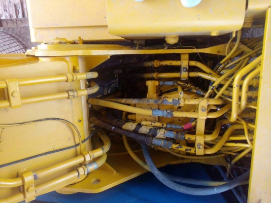 ขายรถตัก แบ็คโค KOBELCO SK200-3มาร์คทรีเก่านอก3ปี ไฟฟ้าครบ เอกสารใบอินวอยซ์ พร้อมทำงาน