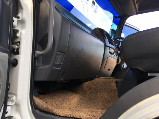 ขายด่วนรถดั้ม360แรง ปี55 กะบะสามมิตร ลูก3เพลา สภาพสวยๆ ใช้น้อยไมล์120000 วิ่งปาล์มเท่านั้น