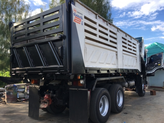 ขายด่วนรถดั้ม360แรง ปี55 กะบะสามมิตร ลูก3เพลา สภาพสวยๆ ใช้น้อยไมล์120000 วิ่งปาล์มเท่านั้น